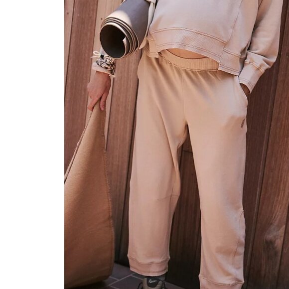 FP Movement x Hatch Intercept Pant Maternity Desert Sand Tan XS NWT - Picture 3 of 6